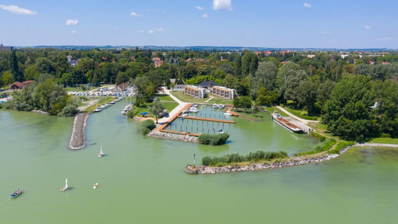 Akvarium Apartmanhazak Keszthely Exterior foto