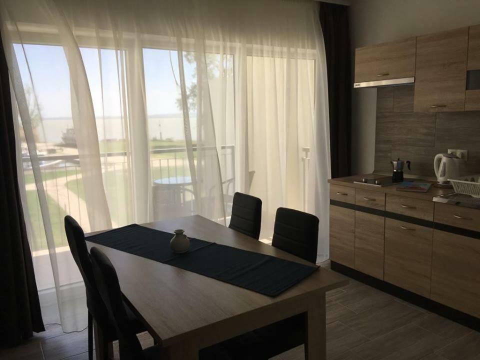 Akvarium Apartmanhazak Keszthely Exterior foto